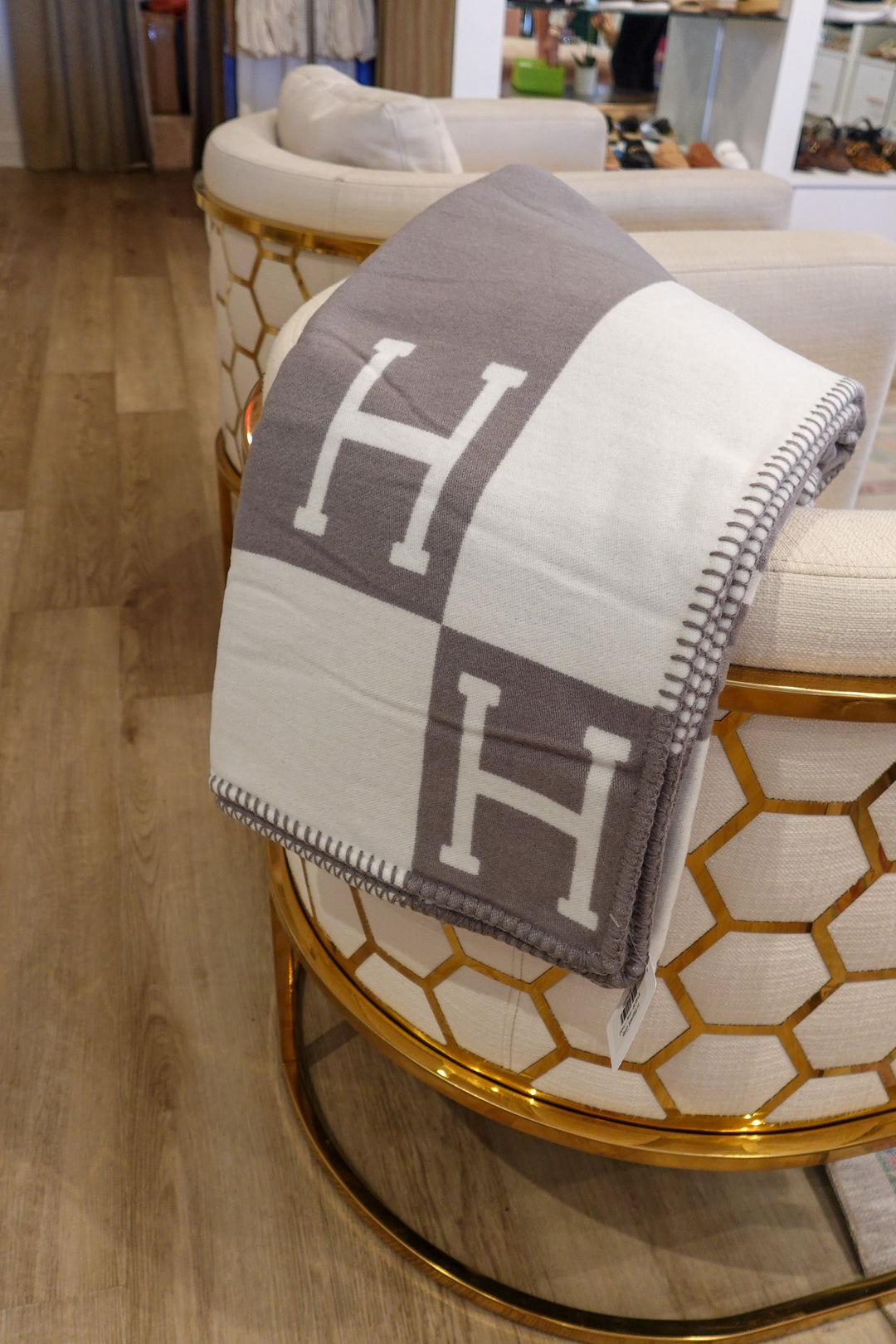 H Blanket Gray