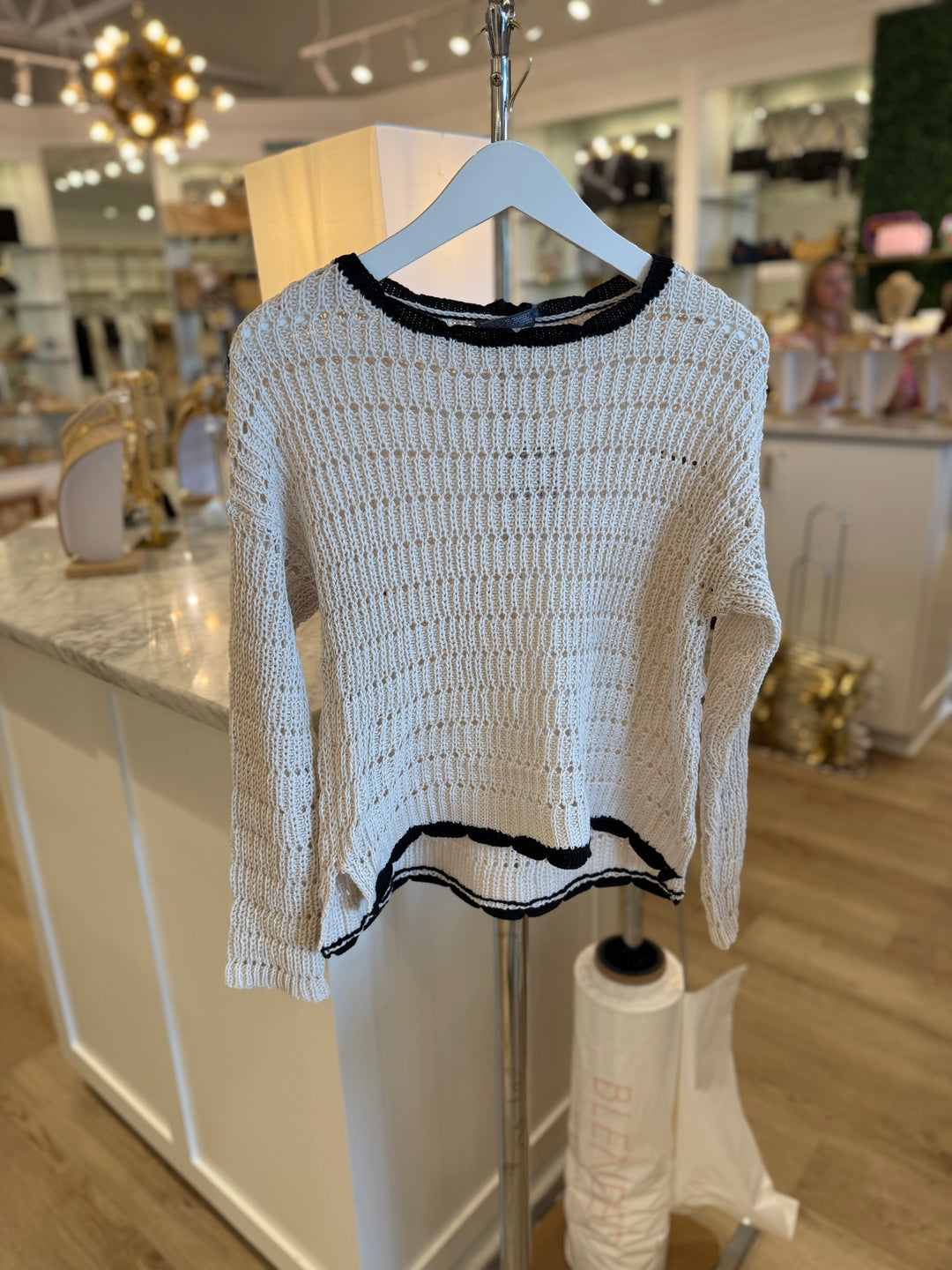 Faye Tipped Top Cotton Almond Butter/Black