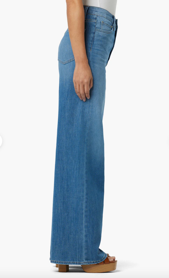 The Mia High Rise Wide Leg Petite Hot Shot