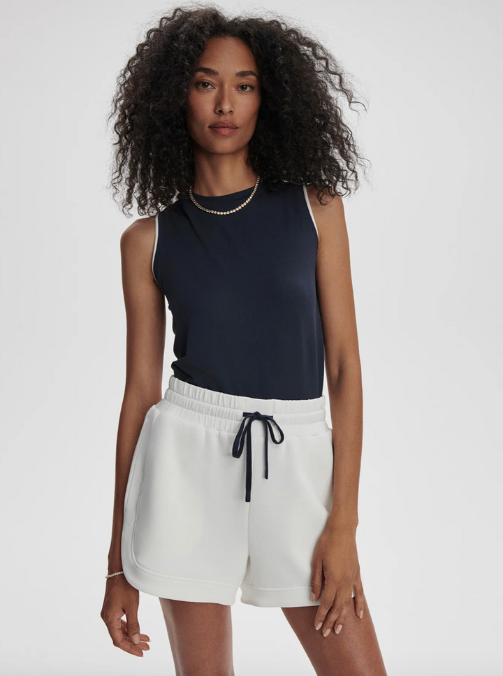 Ollie High Rise Short 3.5 White