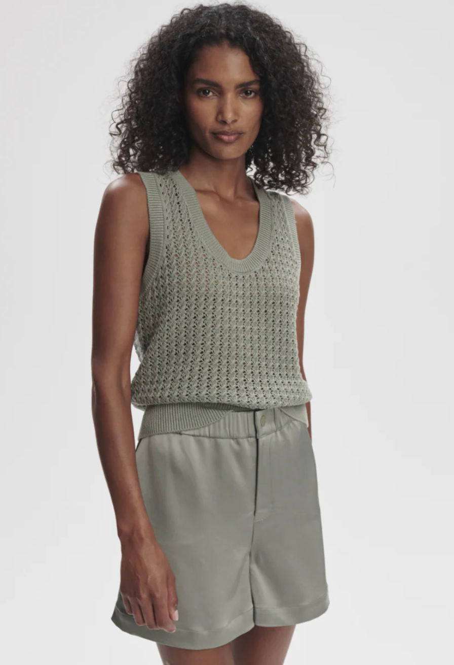 Sarka High Rise Short