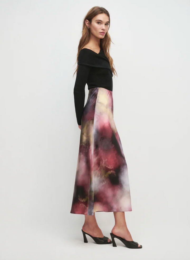 The Favorite Skirt Smokey Illuminatio