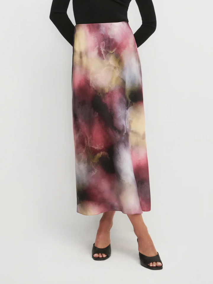 The Favorite Skirt Smokey Illuminatio