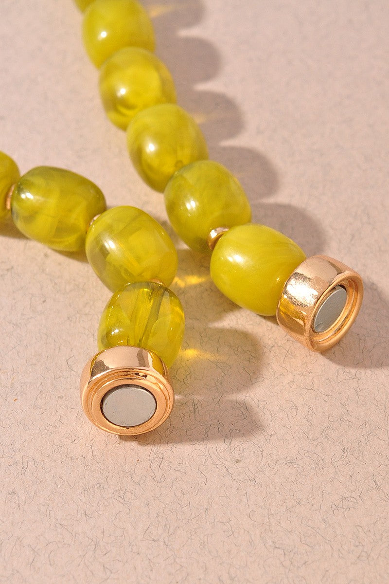 Marbled Resin Barrel Bead Statement Necklace Green