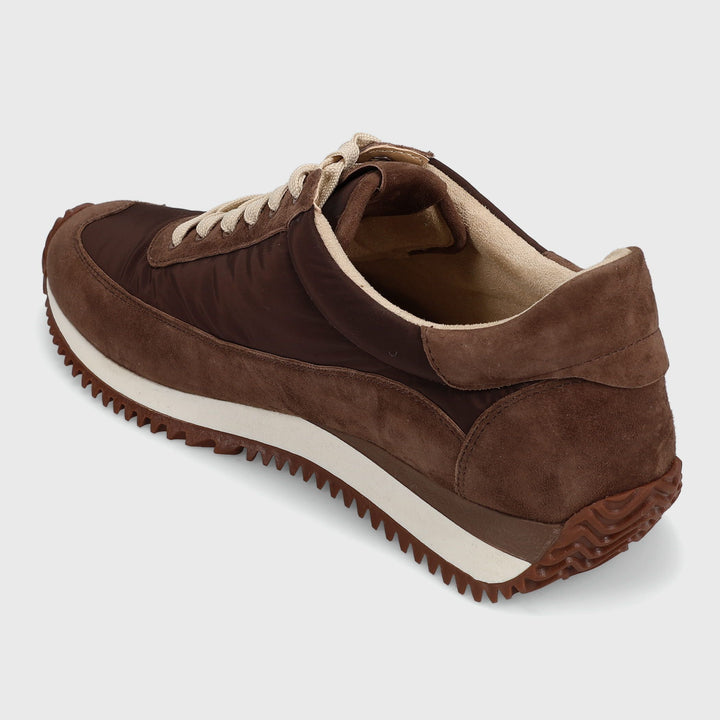 Queen Sneaker Brunette Suede