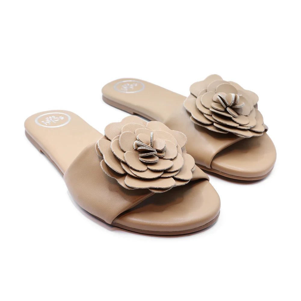 Dahlie Petal Slide Sandal