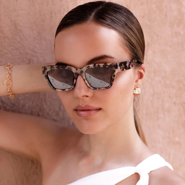 Hayden Acetate Unisex Rectangular Sunglasses Milky Tortoise