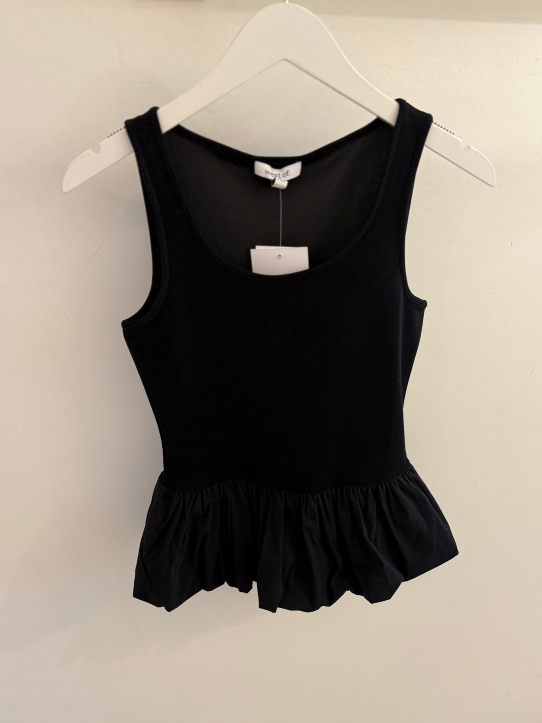 Bella Top Black
