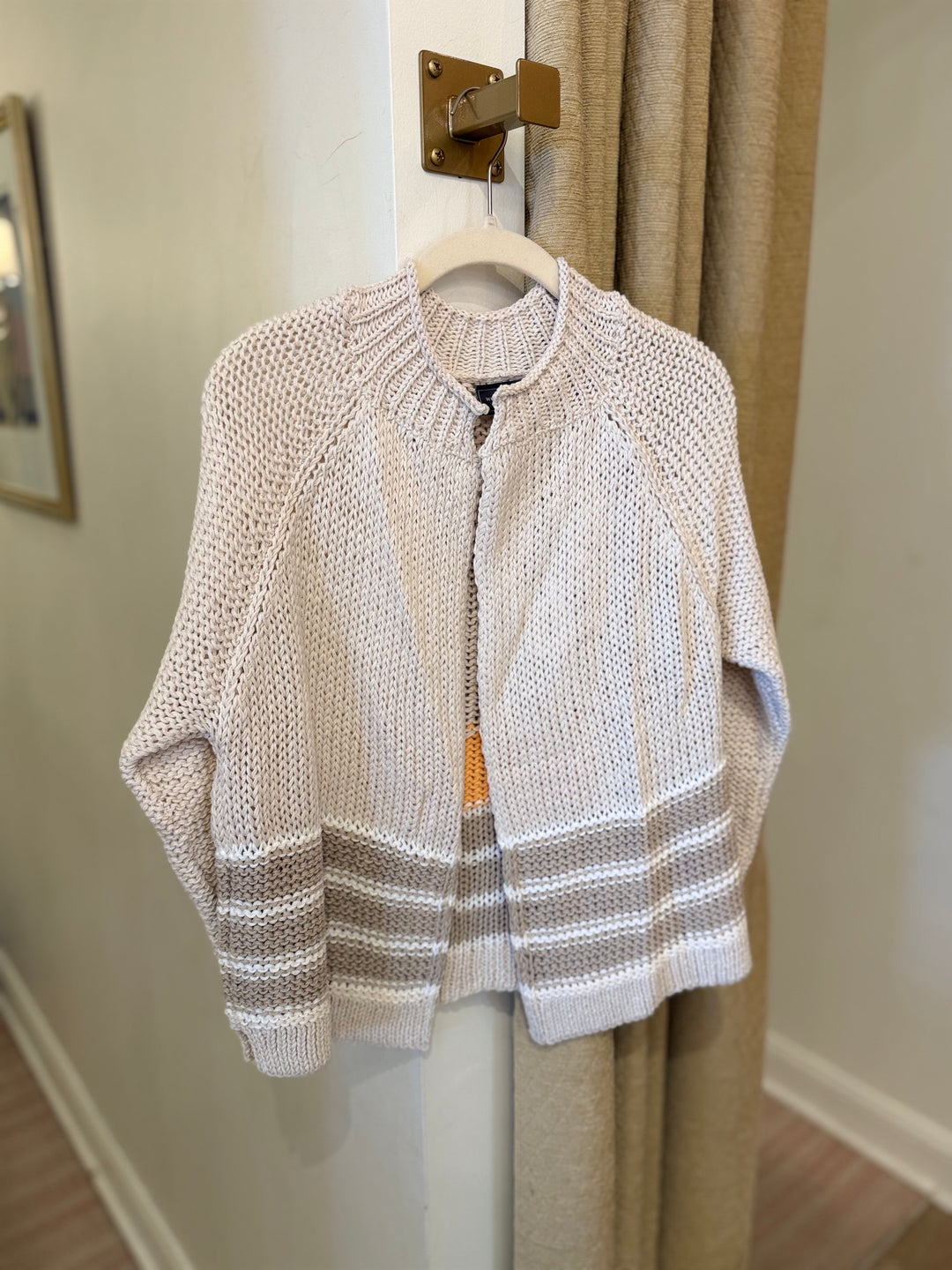 Sunrise Chunky Cardi White Stripe