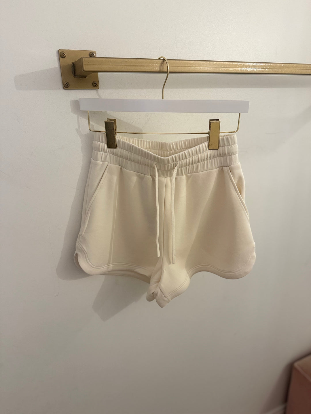 Coulter High Rise Short 3.5 Pristine