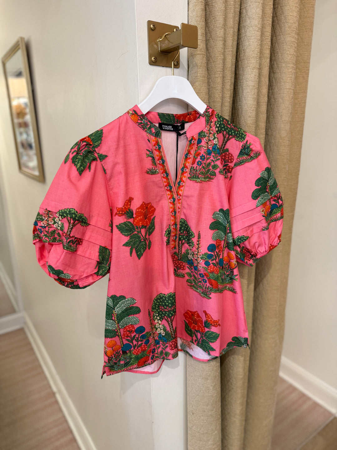 Raya Top Pink Isles