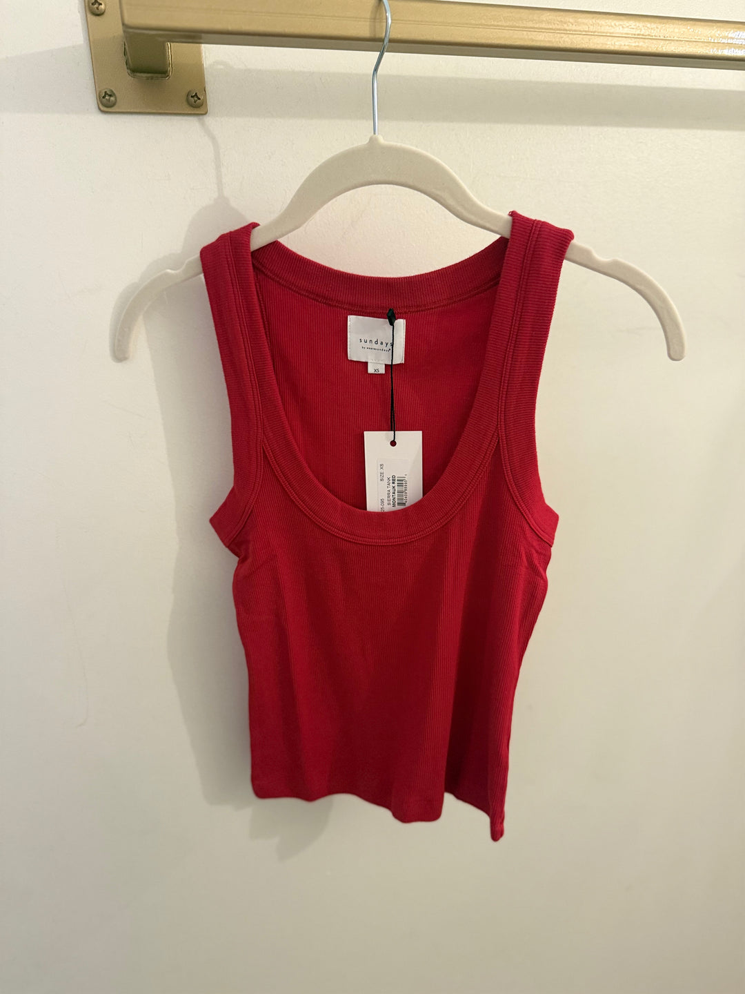 Sierra Tank Montauk Red