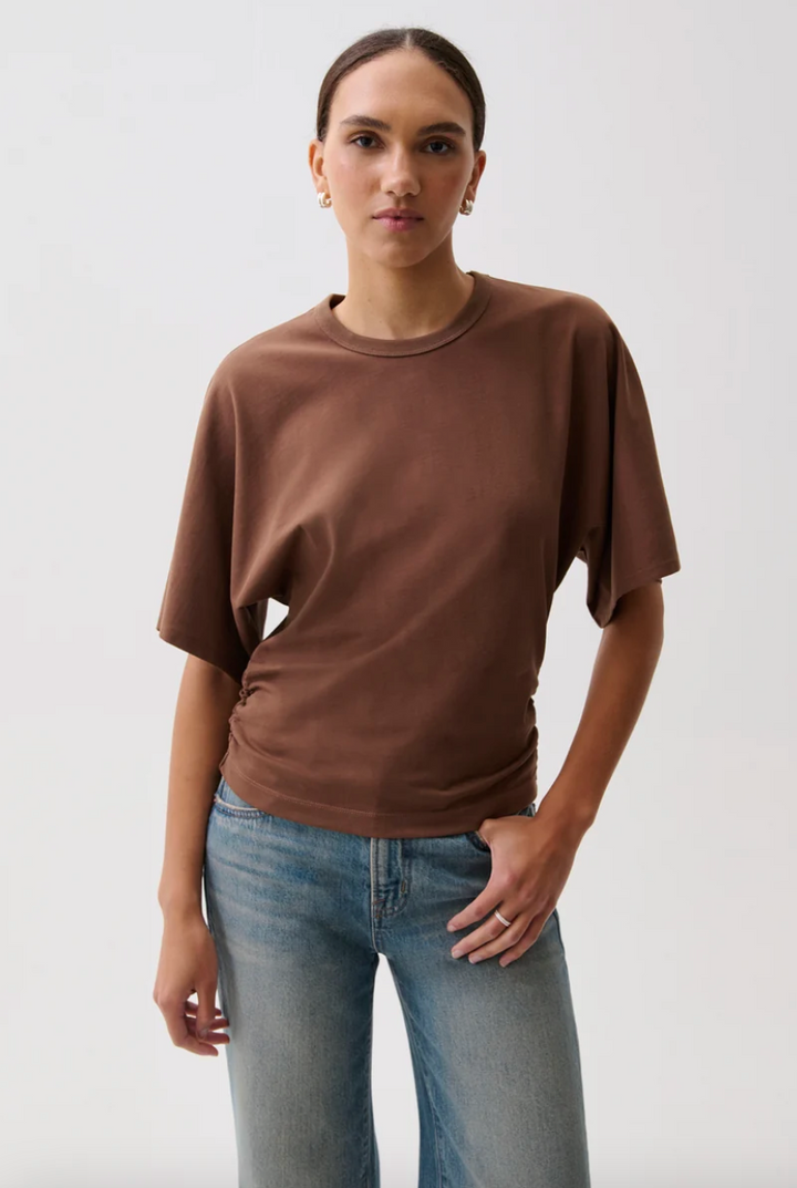 Veronica Kimono Sleeve Fitted Tee Lindt