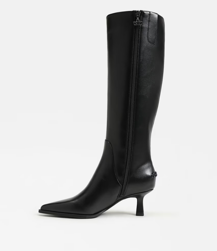 Yulia Boot