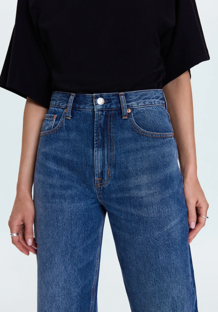 Wes High Rise Barrel Jean Premiere