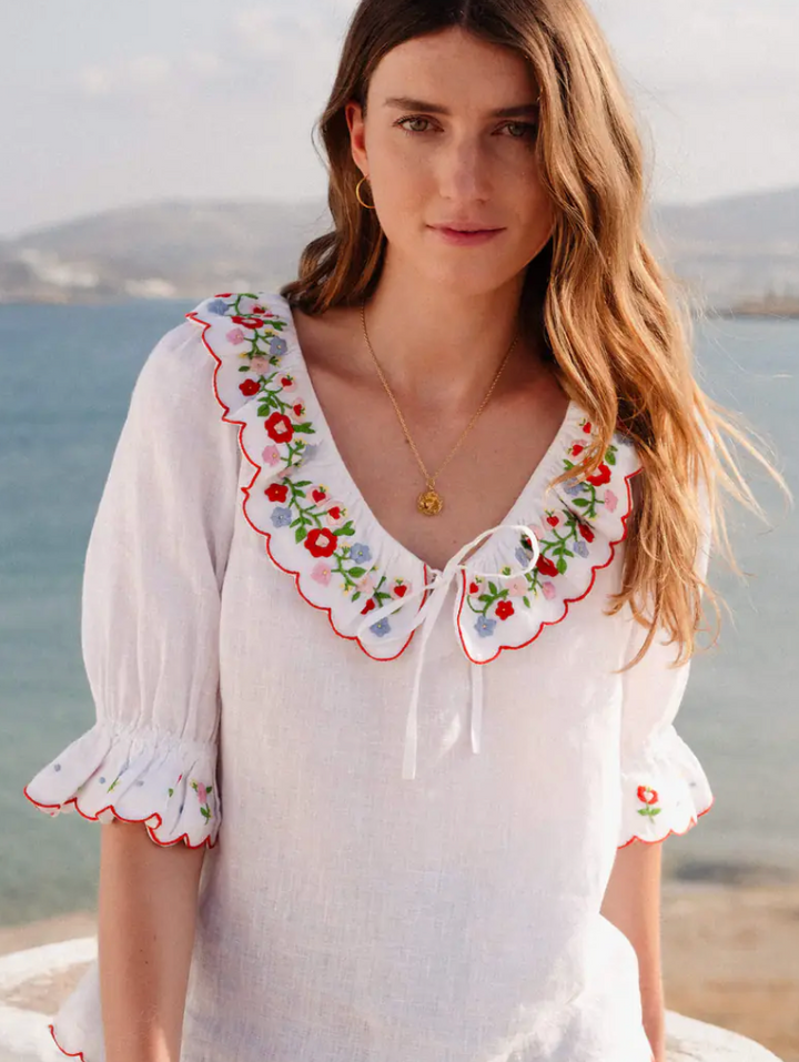 Ava Top Folk Scallop