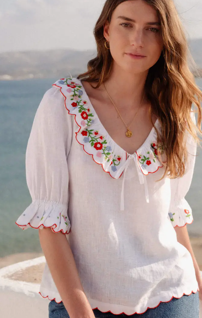 Ava Top Folk Scallop