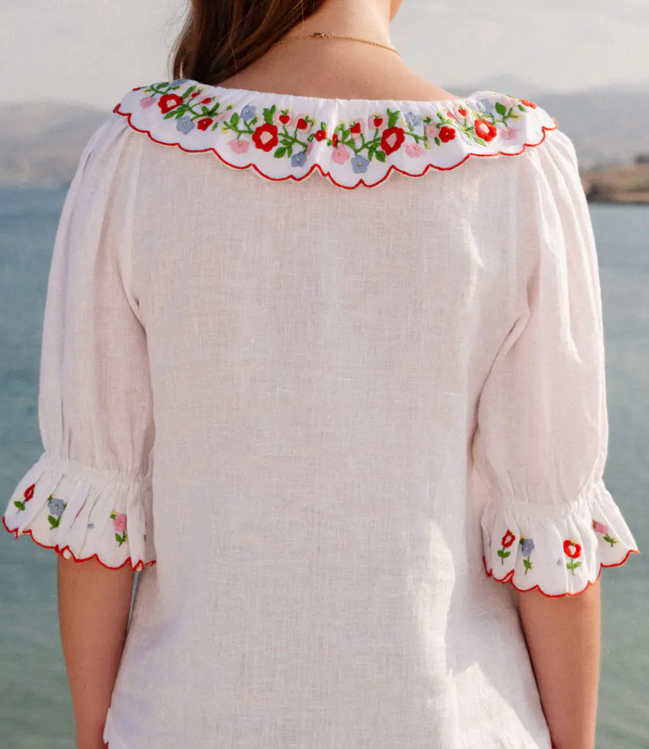 Ava Top Folk Scallop