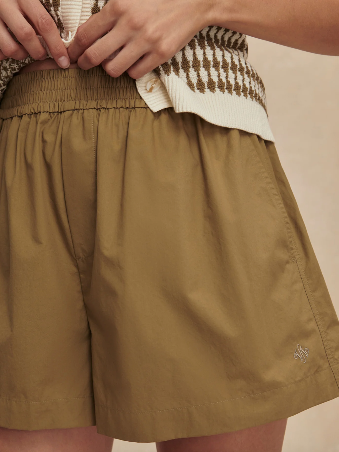 Morales Short 2.5"