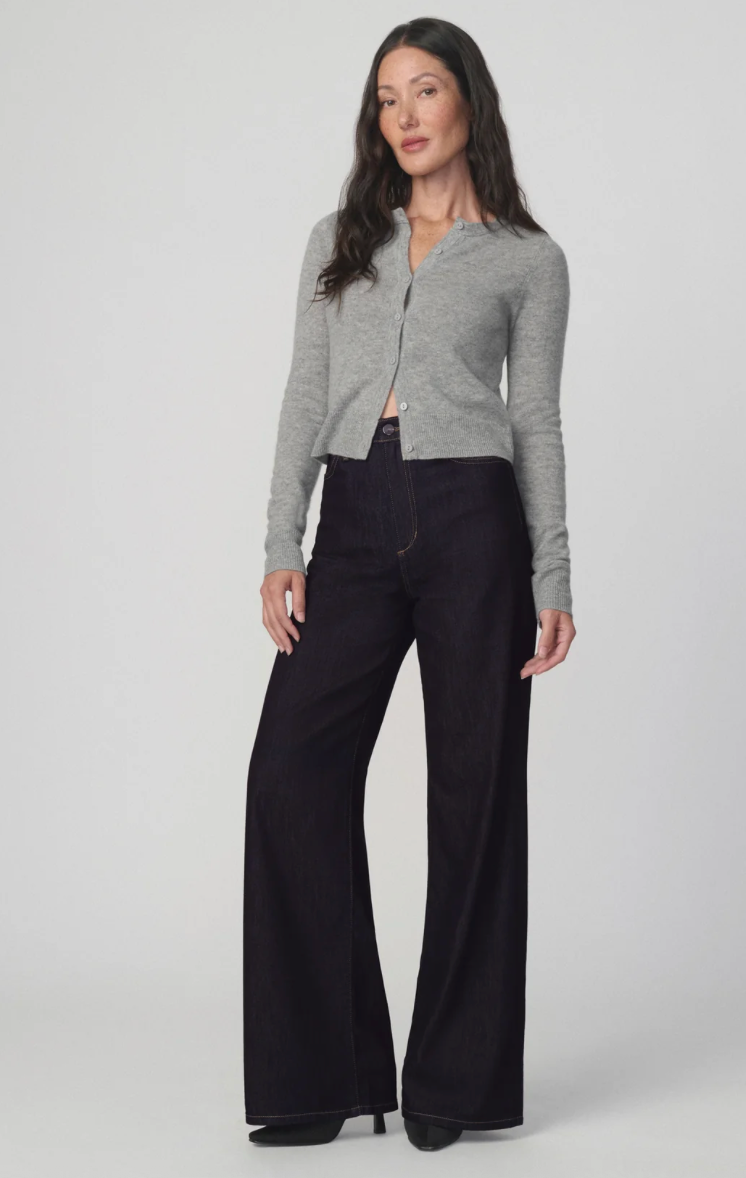 The Mia Petite Absolutely