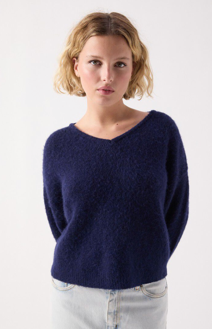 East Jumper Navy Chine