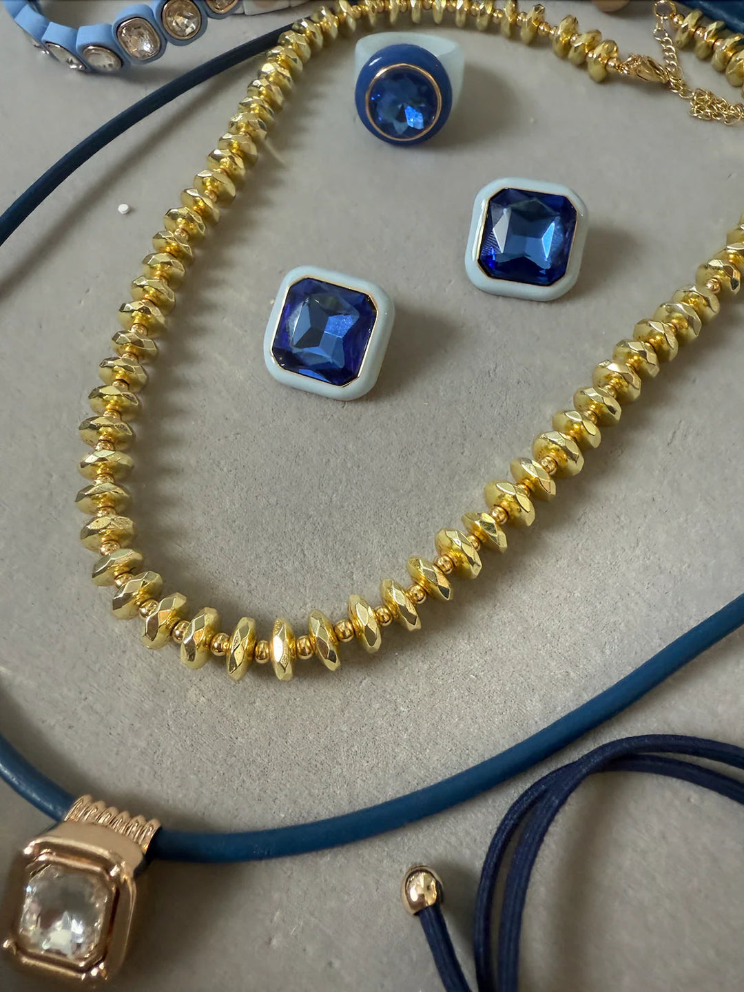 Acacia Necklace Bright Gold