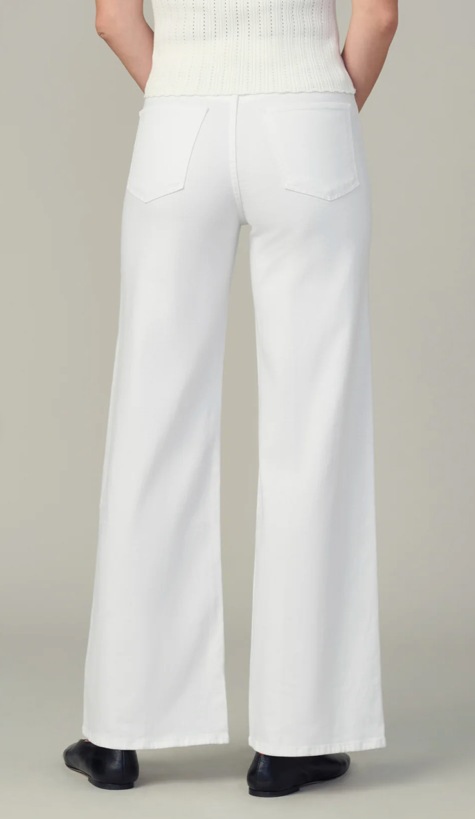 The Mia Petite White