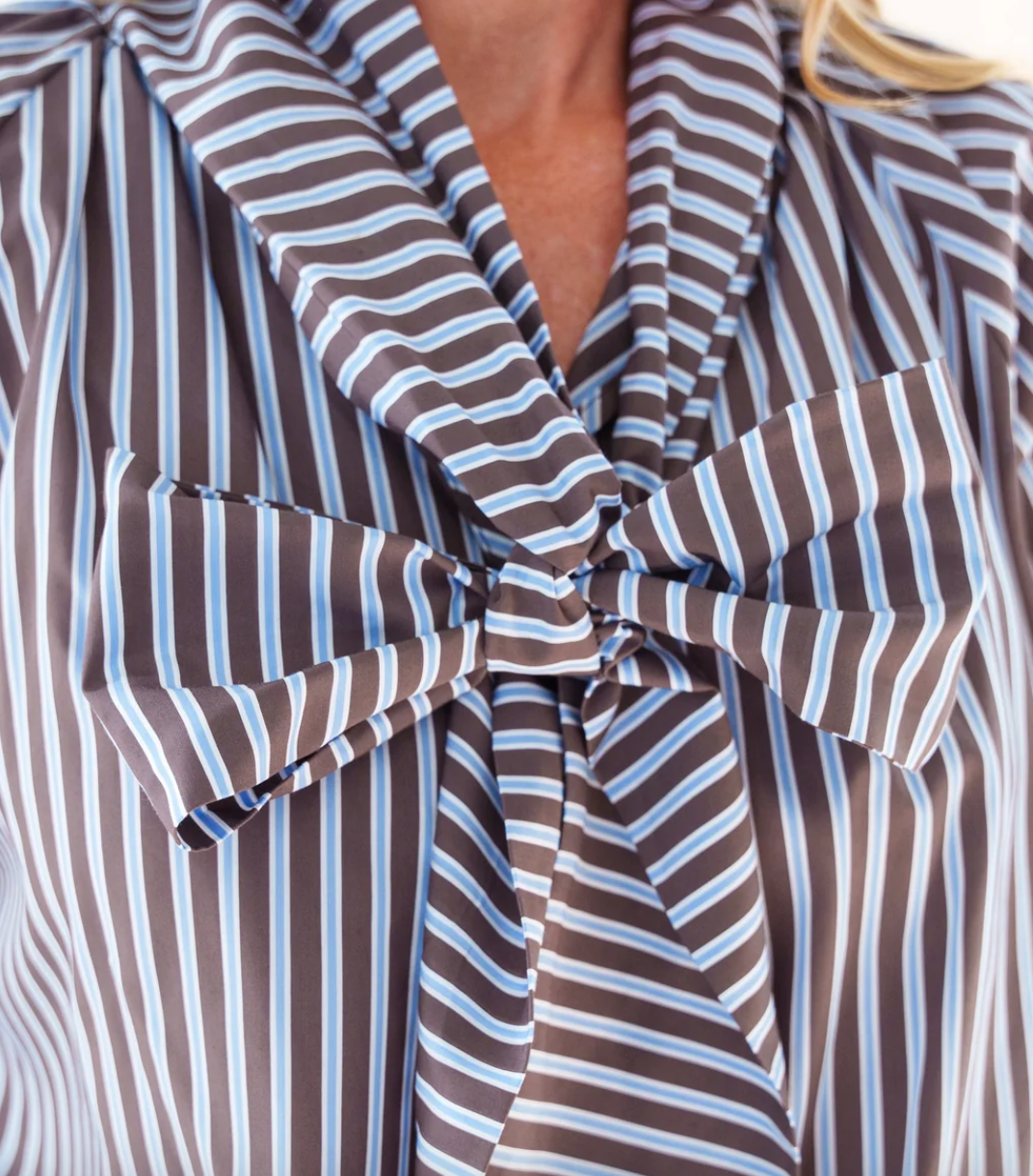 Ryan Bow Top Cocoa Stripe