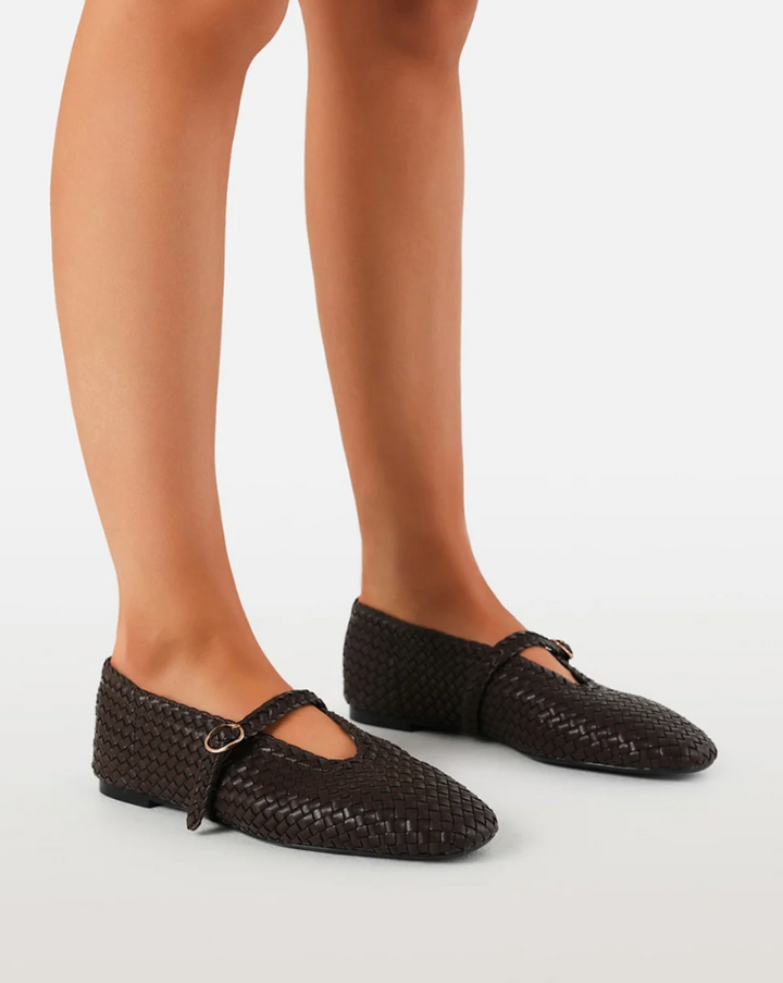 Vivianna Flat