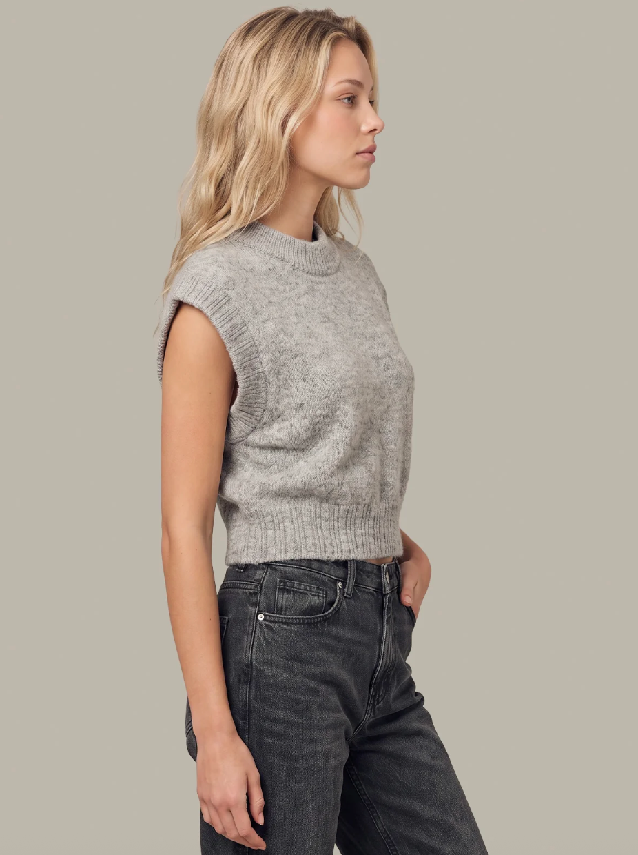 Greer Short Sleeve Dolman Pullover