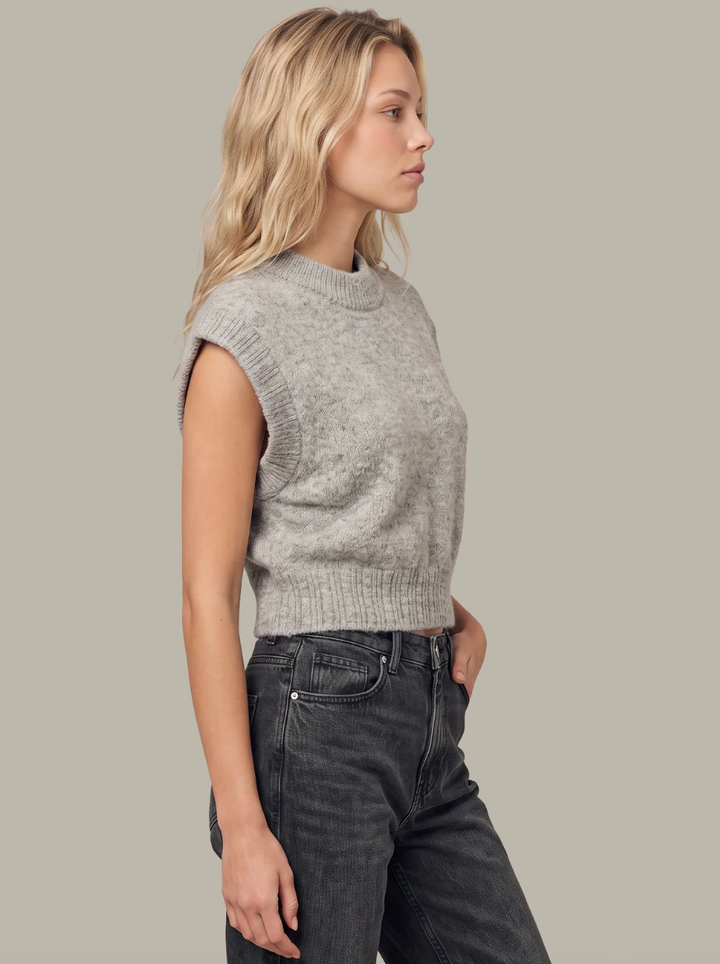 Greer Short Sleeve Dolman Pullover