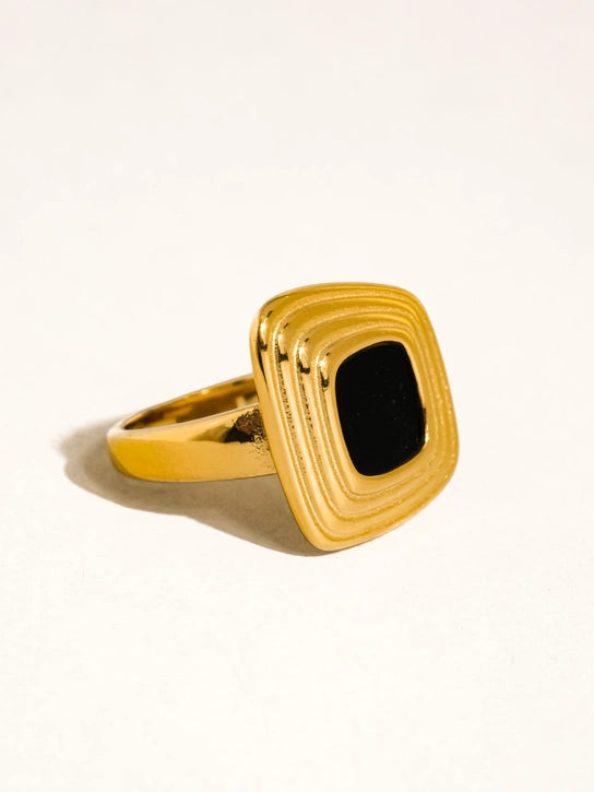 Auricca 18K Gold Non-Tarnish Ring Black