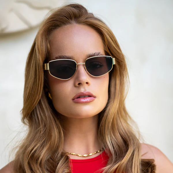 Delilah Womens Sunglasses Gold / Brown