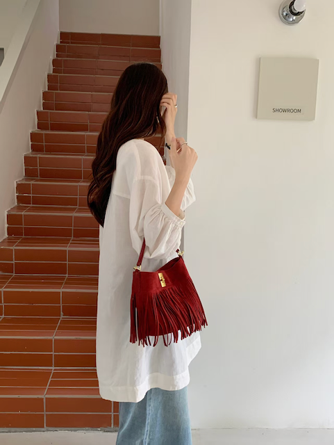 Banks Crossbody Red