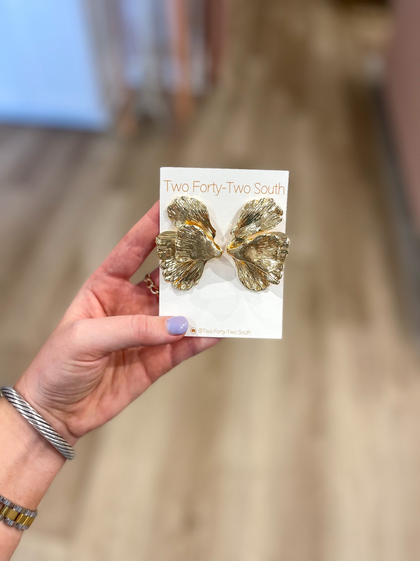 Golden 3D Leaves Earrings