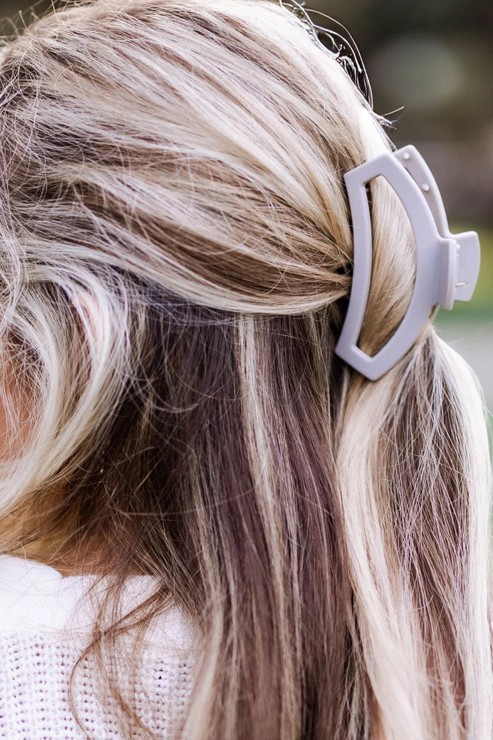 Open Hair Clip Medium Silver Flames