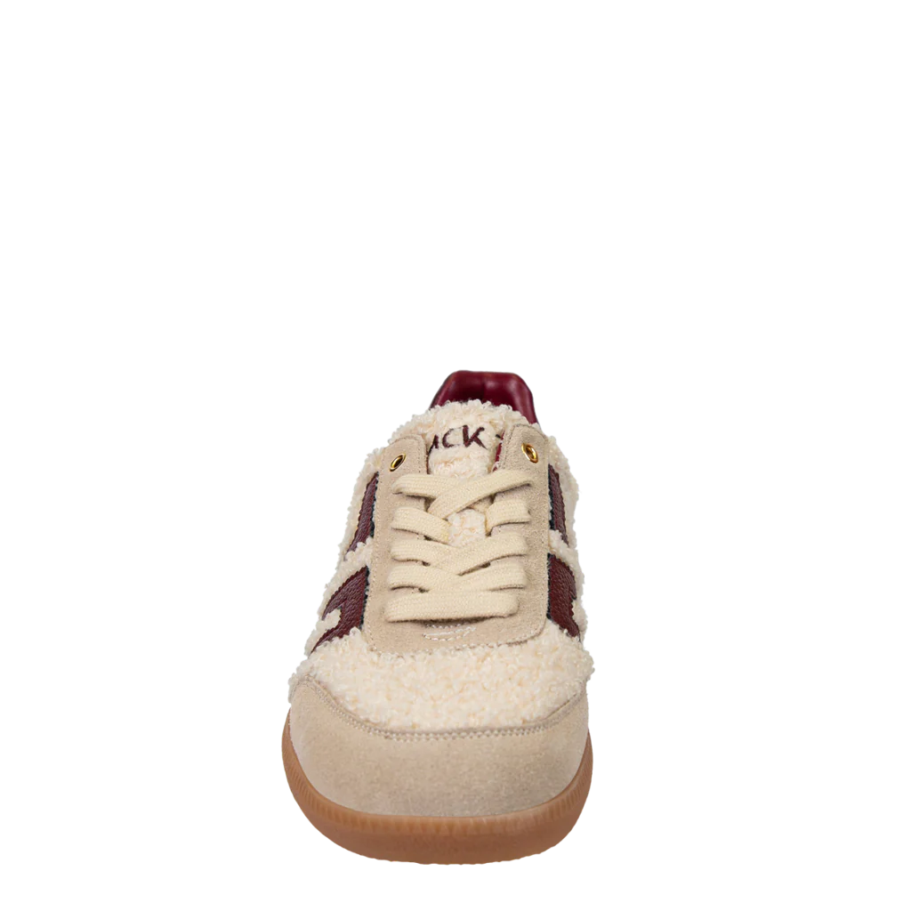 Teddy Sneakers